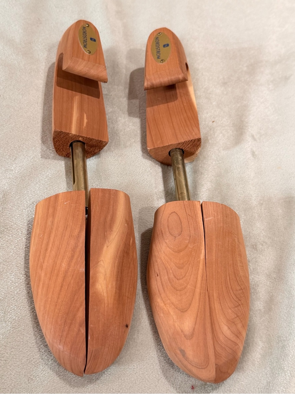 Nordstrom Cedar Wood Shoe Trees - Natural Brown